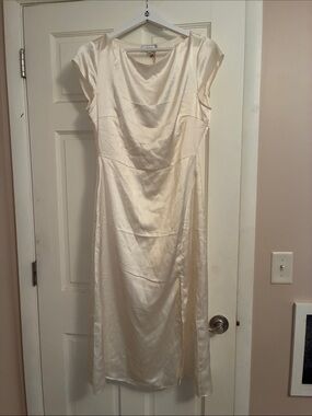 RIHOAS Ivory Satin Midi Dress with Cap Sleeves